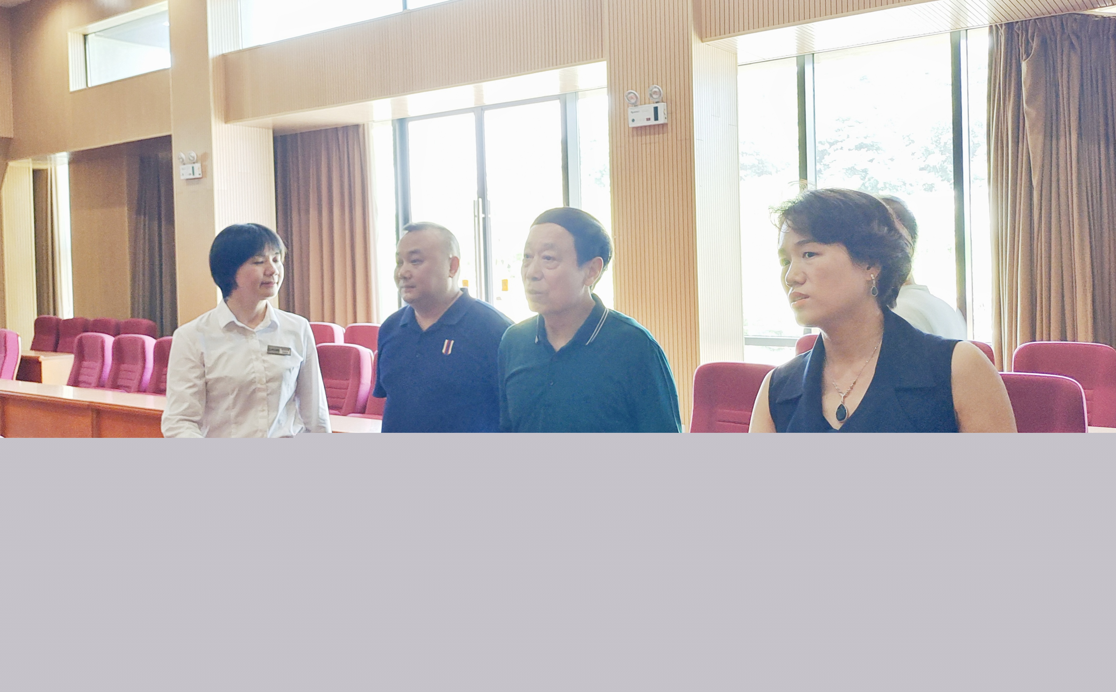 谭仲池在湘江集团调研 谢建军、杨淑岚等陪同调研
