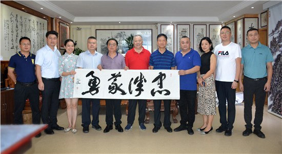 唐之享在湖南省企业文化促进会调研 彭崇谷、曾昭才、谢建军等陪同