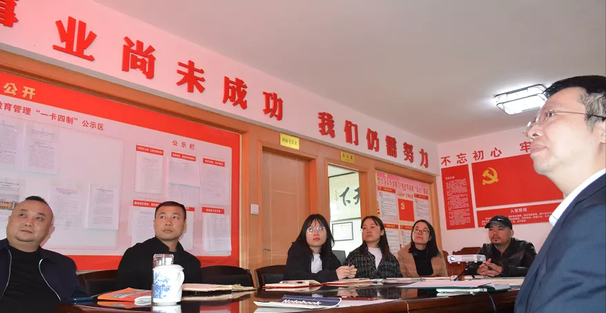 观看党史影片 传承革命精神 湖南省企业文化促进会开展观影党建活动