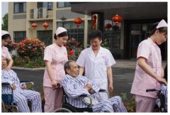 <b>龚丽姣：老年患者的健康“守护神”</b>