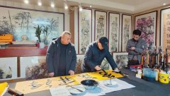 <b>小年纳福 翰墨寄情——唐之享老领导到湖南省企业文化促进会慰问送福</b>