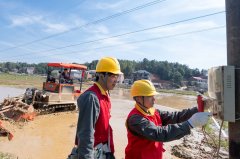国网湖南电力：电润洣水河岸春耕田